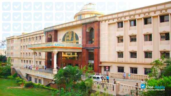 Vydehi Institute of Medical Sciences & Research Center photo #2
