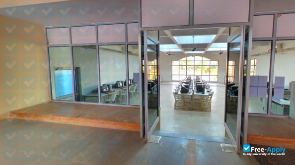 Foto de la C. U. Shah College of Engineering and Technology Surendranagar #4