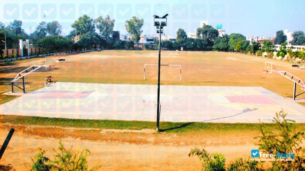 Photo de l’Guru Nanak College #5