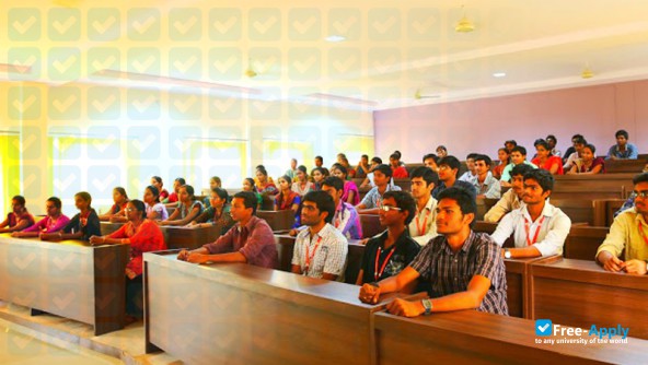 Foto de la K G Reddy College of Engineering & Technology #2