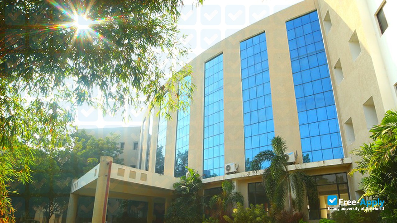 Photo de l’K G Reddy College of Engineering & Technology #3