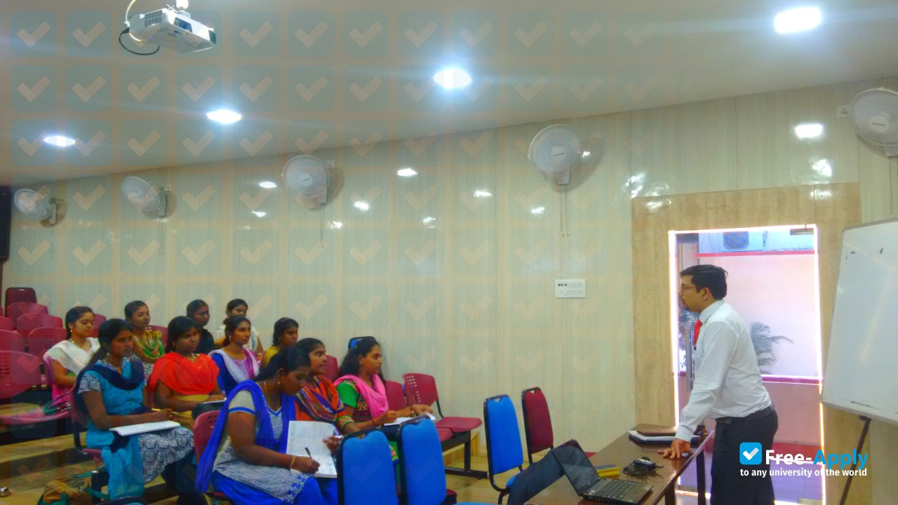 C L Baid Metha College of Pharmacy photo #1