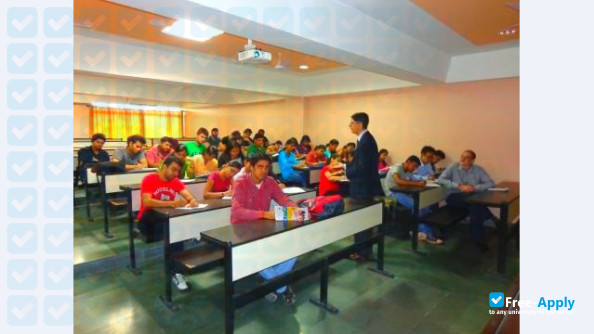 Bharati Vidyapeeth's Institute of Computers Applications and Management photo #2