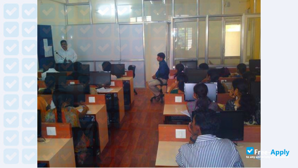 Dr Arvind B Telang Senior College of Arts Science & Commerce photo #5