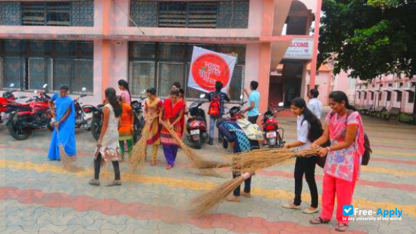 Photo de l’J T Mahajan Polytechnic #8