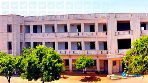 Photo de l’Urumu Dhanalakshmi College Trichy #5