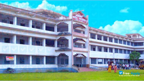 Photo de l’Arambagh Girls' College #3