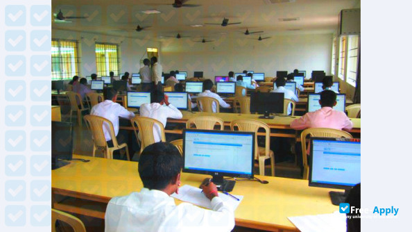 J K K Munirajah College of Technology фотография №6