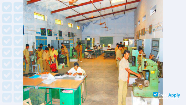 J K K Munirajah College of Technology фотография №7