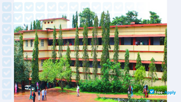 Foto de la Sir Syed College Taliparamba #5
