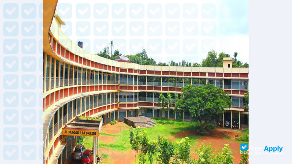Foto de la Sir Syed College Taliparamba #3