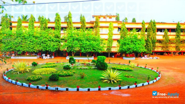 Foto de la Sir Syed College Taliparamba #7