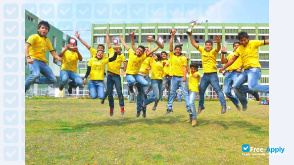 MCM D A V College Kangra photo #3