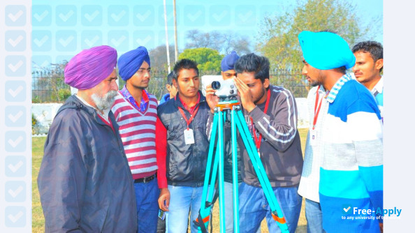 Adarsh Bhartiya College Pathankot фотография №4