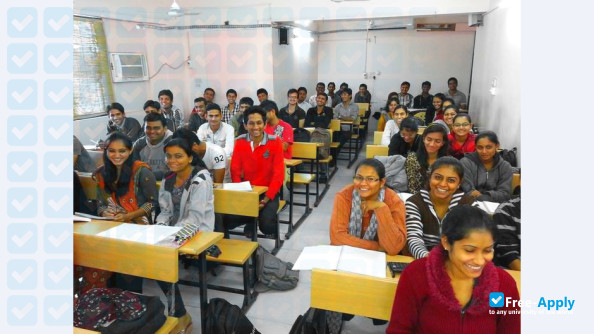 Foto de la MIT Engineering Management Arts Commerce & Science College in Pune #7