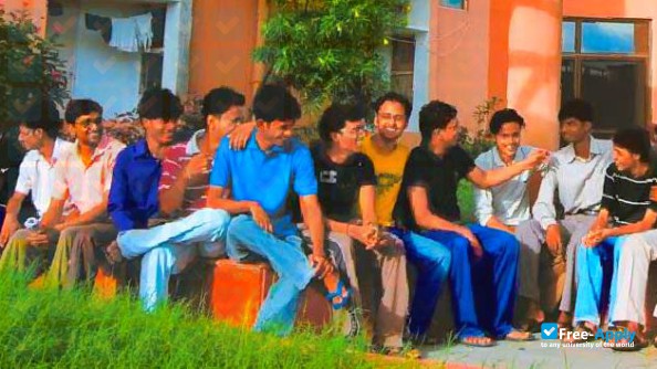 Indian Institute of Technology Mandi photo #2