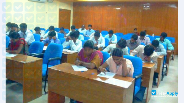 Periyar Maniammai University photo #2