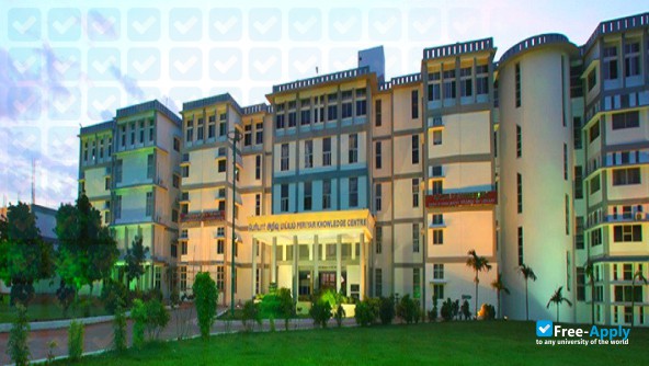 Periyar Maniammai University photo #6