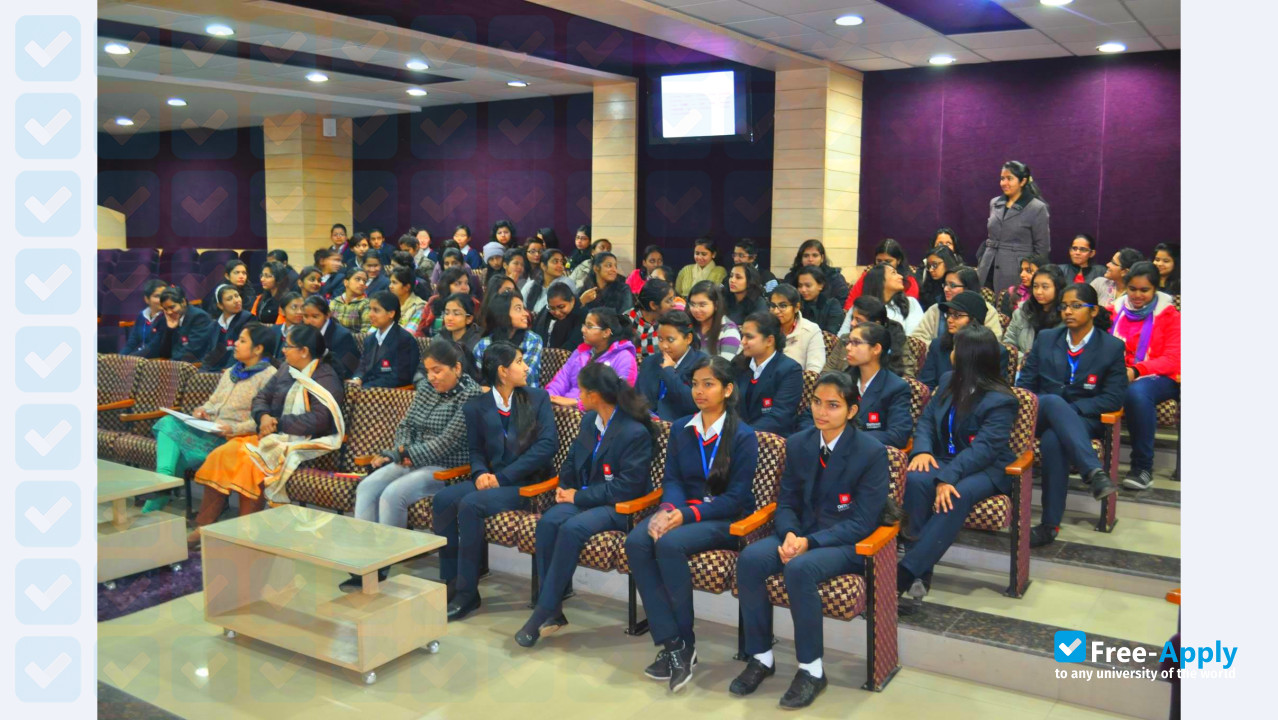 Photo de l’Chitkara University #6