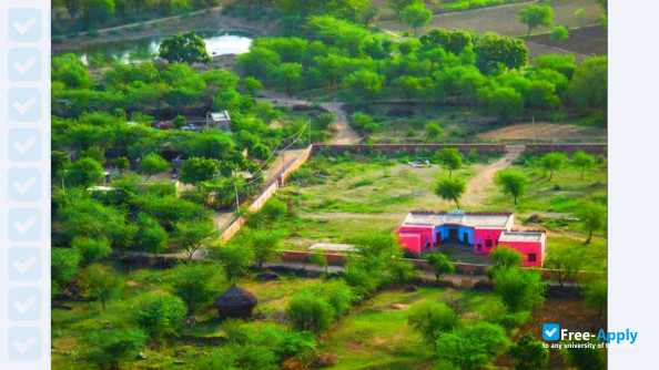 Barefoot College photo #9