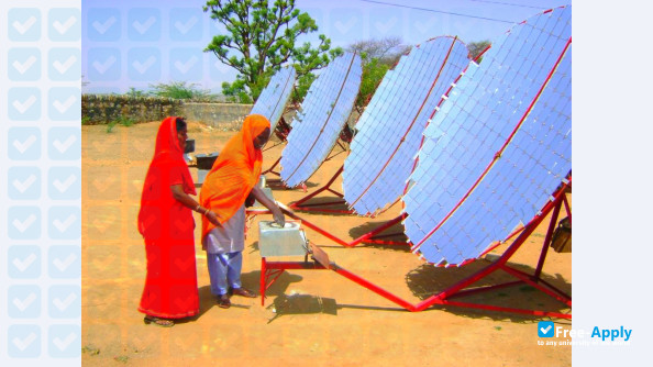 Barefoot College photo #6