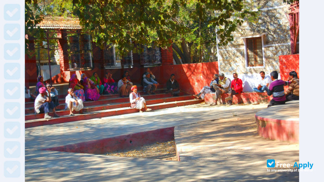 Barefoot College photo #3