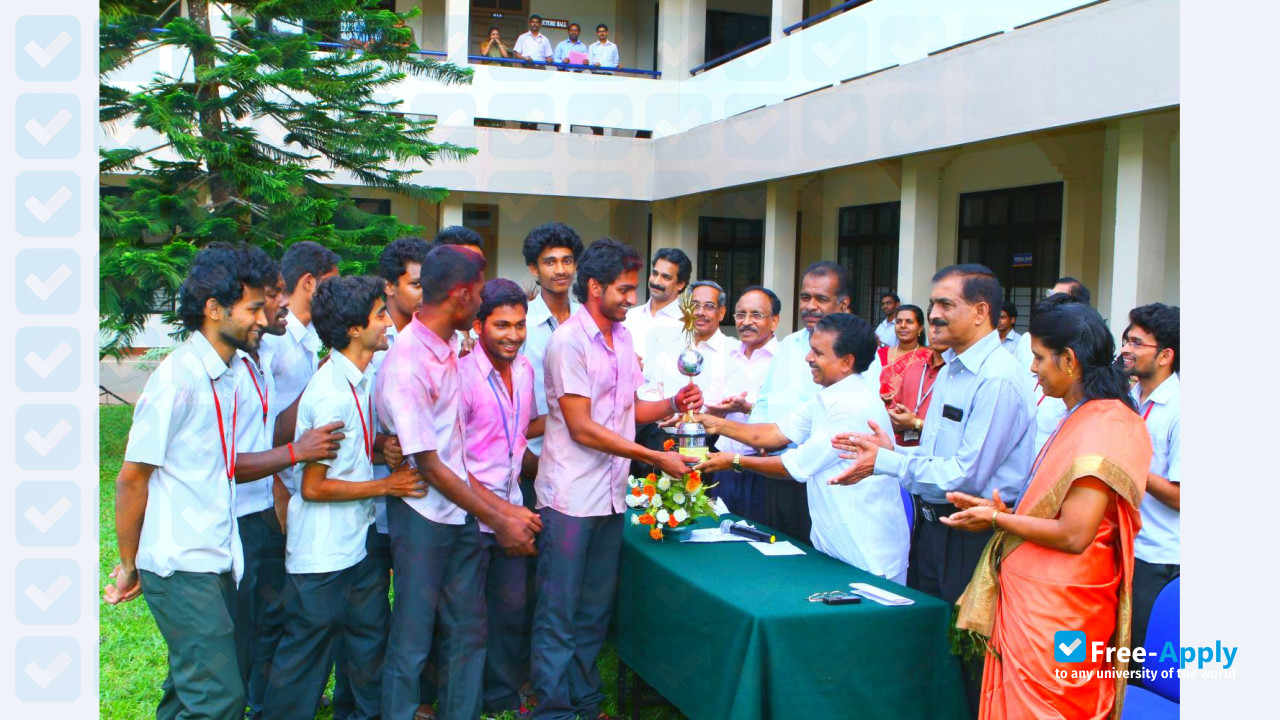 Photo de l’Model Engineering College #5