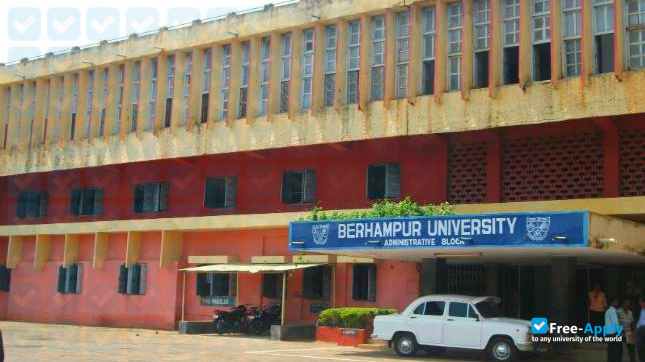 Foto de la Berhampur University #4