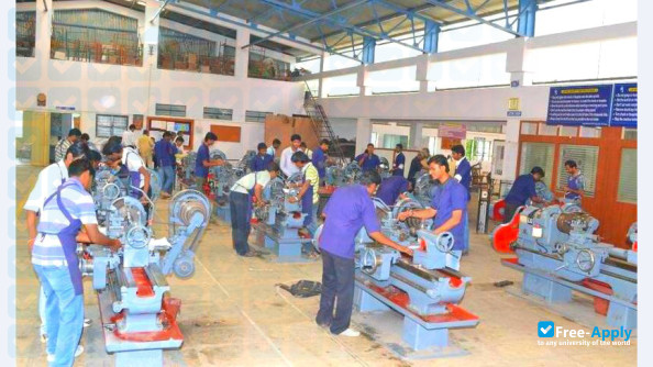 Photo de l’Walchand Institute of Technology #10