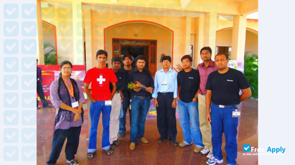 Foto de la Tamil Nadu College of Engineering #3