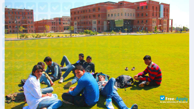 Foto de la JECRC University Jaipur #2