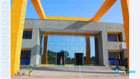 Foto de la Krantiguru Shyamji Krishna Verma Kachchh University #4