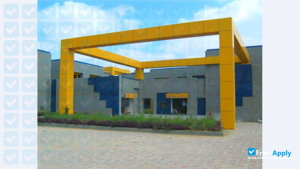 Foto de la Krantiguru Shyamji Krishna Verma Kachchh University #5