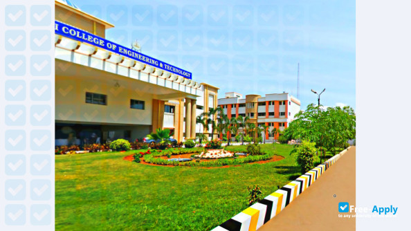 Photo de l’Adhi College of Engineering and Technology #2