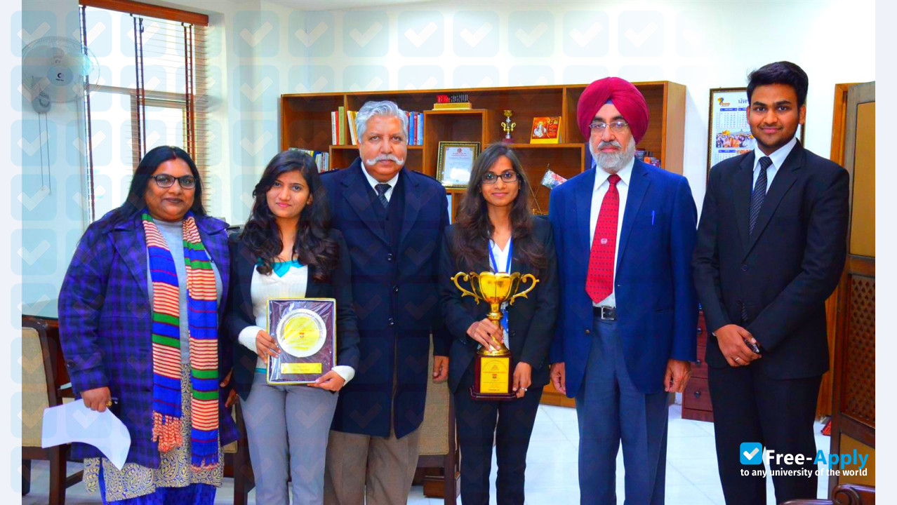 Rajiv Gandhi National University of Law photo #2