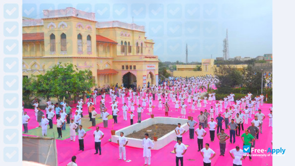 Foto de la Shree Somnath Sanskrit University #4