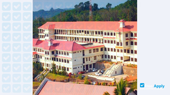 Photo de l’Viswajyothi College of Engineering and Technology #2