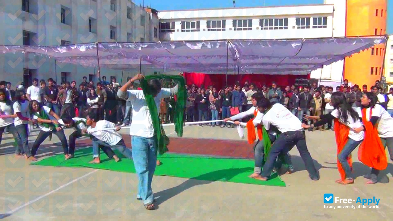 Foto de la Sri Ramswaroop Memorial College of Engineering and Management Lucknow #2