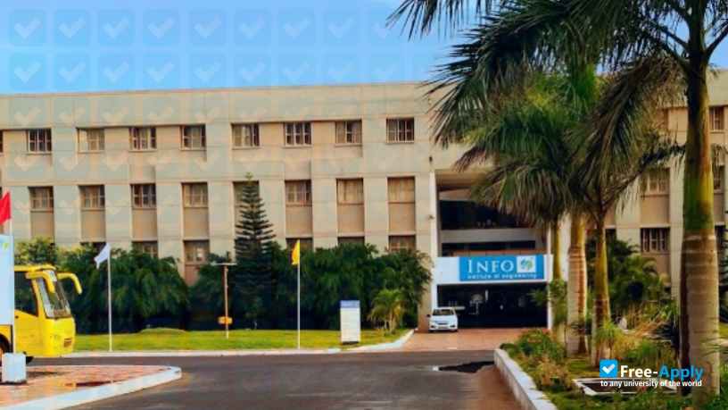 Photo de l’Info Institute of Engineering #9
