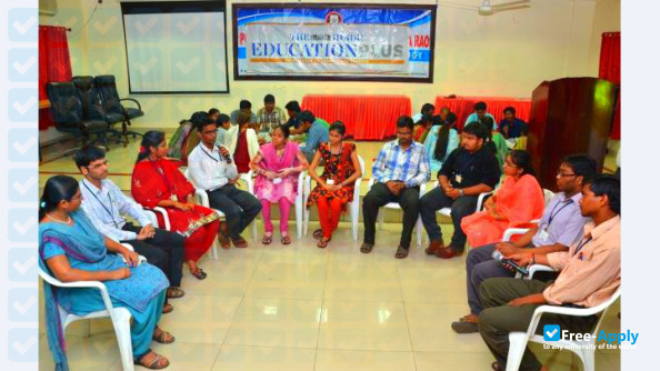 Photo de l’Potti Sriramulu College of Engineering & Technology #6