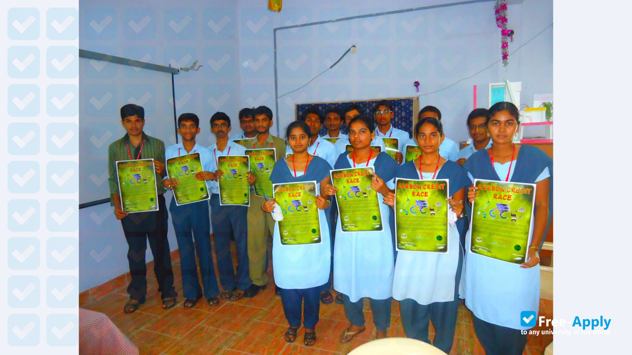 Photo de l’St Anns Group of Colleges Chirala #2