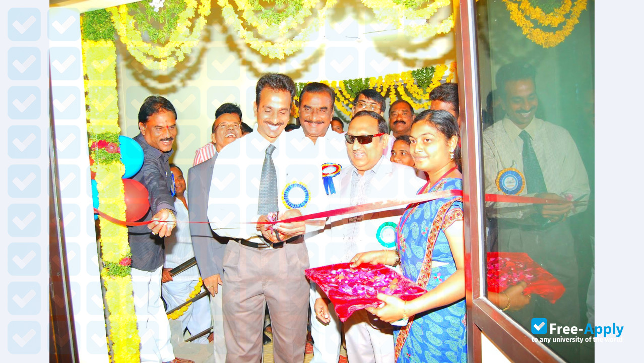 Photo de l’St Anns Group of Colleges Chirala #3