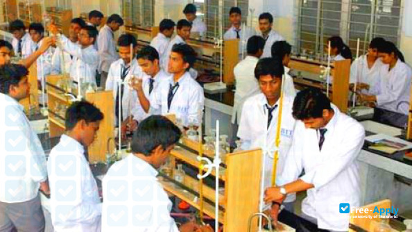 Bharat Institute of Technology Meerut photo #4