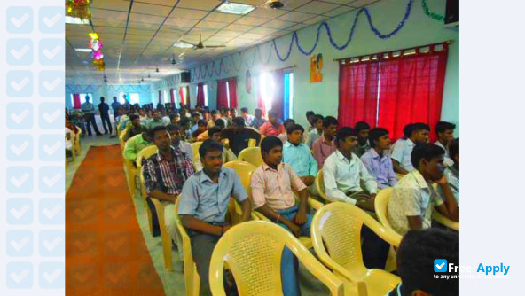 Foto de la Bharathidasan Engineering College #5