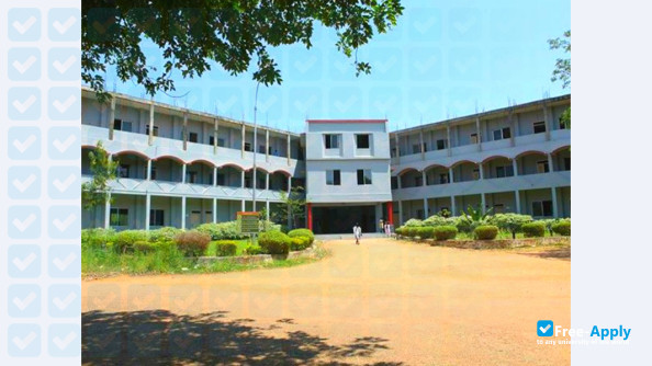 Foto de la Bharathidasan Engineering College #10