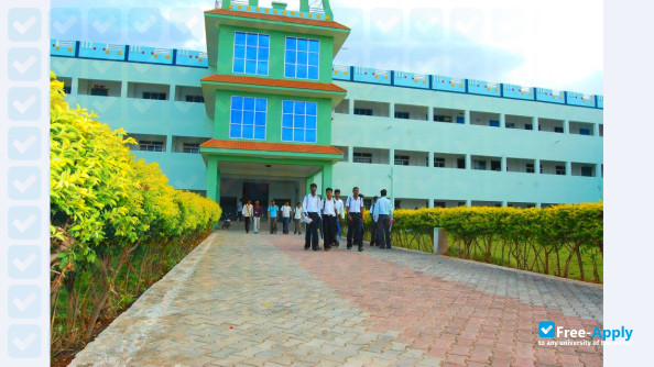 Foto de la Bharathidasan Engineering College #8