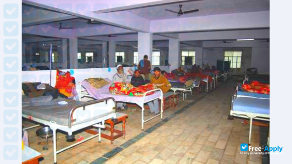 Foto de la Rohlkhand Medical College Bareilly #3