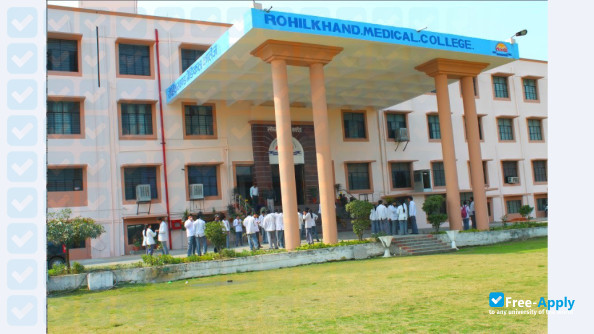 Foto de la Rohlkhand Medical College Bareilly #2