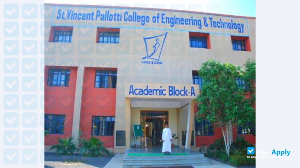 Foto de la St Vincent Pallotti College of Engineering and Technology #6