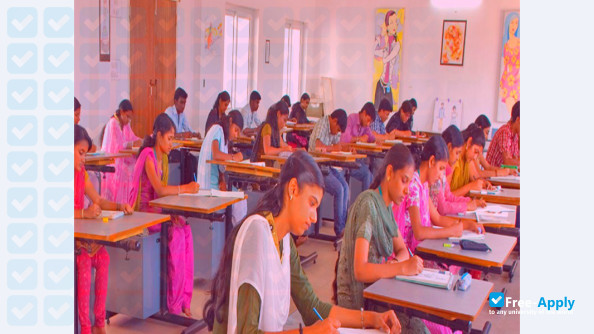 Photo de l’NIFT-TEA College of Knitwear Fashion #4